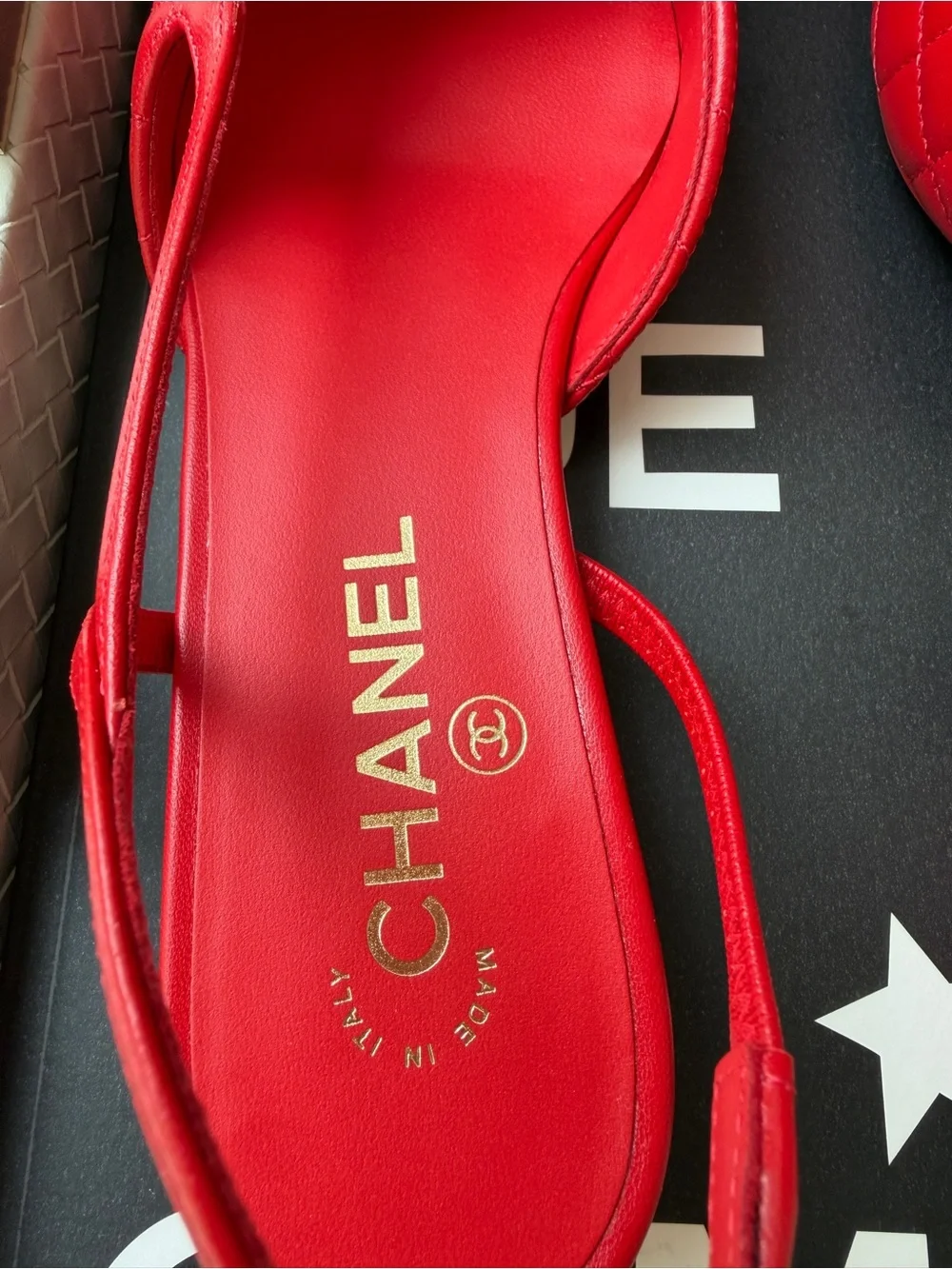 Chanel 26B Red Agneau Rouge Quilted Lambskin Leather Slingback CC Flats 39.5 NIB